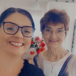 Meet your Posher, Andrea